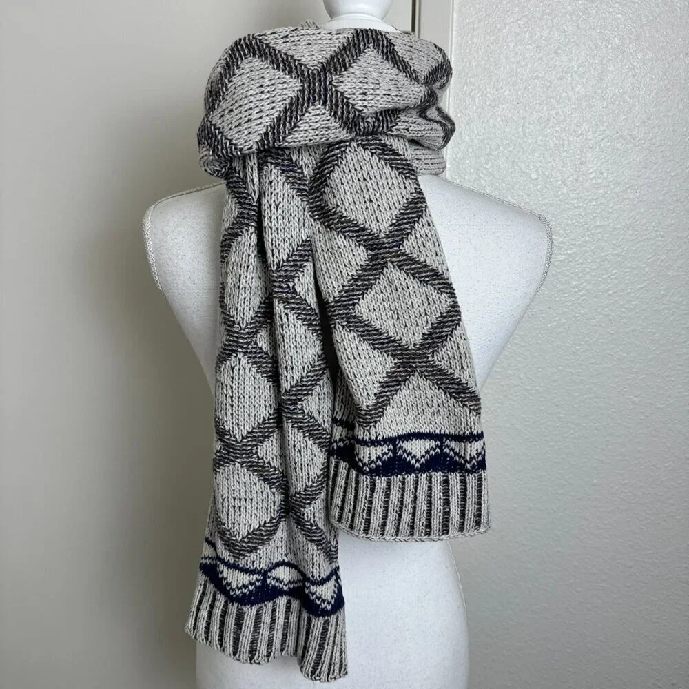 Large Soft Men's Scarf Geometric